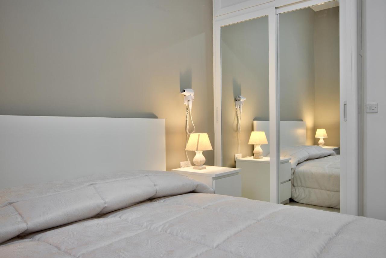 Azure Haven - Gzira Apartments And Penthouse By Shortletsmalta Εξωτερικό φωτογραφία
