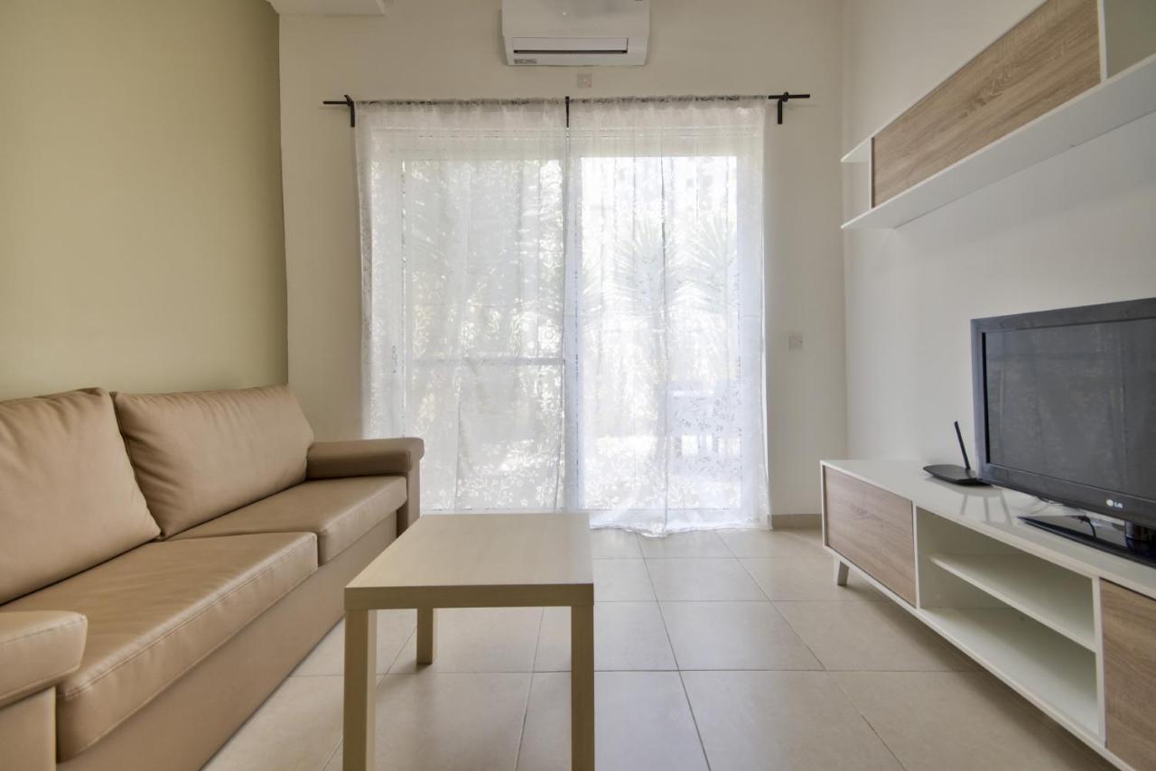 Azure Haven - Gzira Apartments And Penthouse By Shortletsmalta Εξωτερικό φωτογραφία
